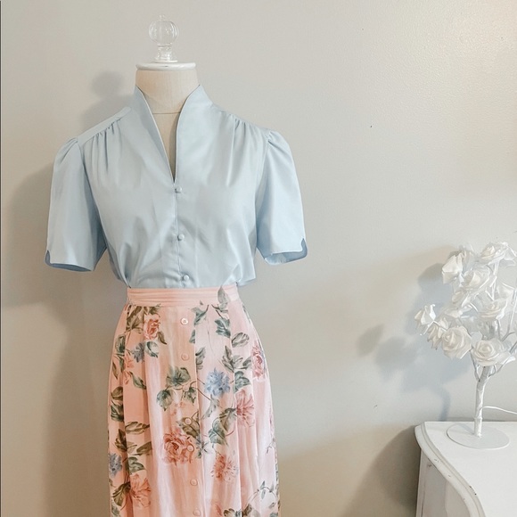 Vintage Light Blue Blouse - Picture 2 of 6